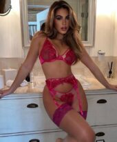 Linda Dubai VIP Escort