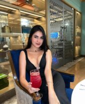 Shanaya – Poise in Every Step